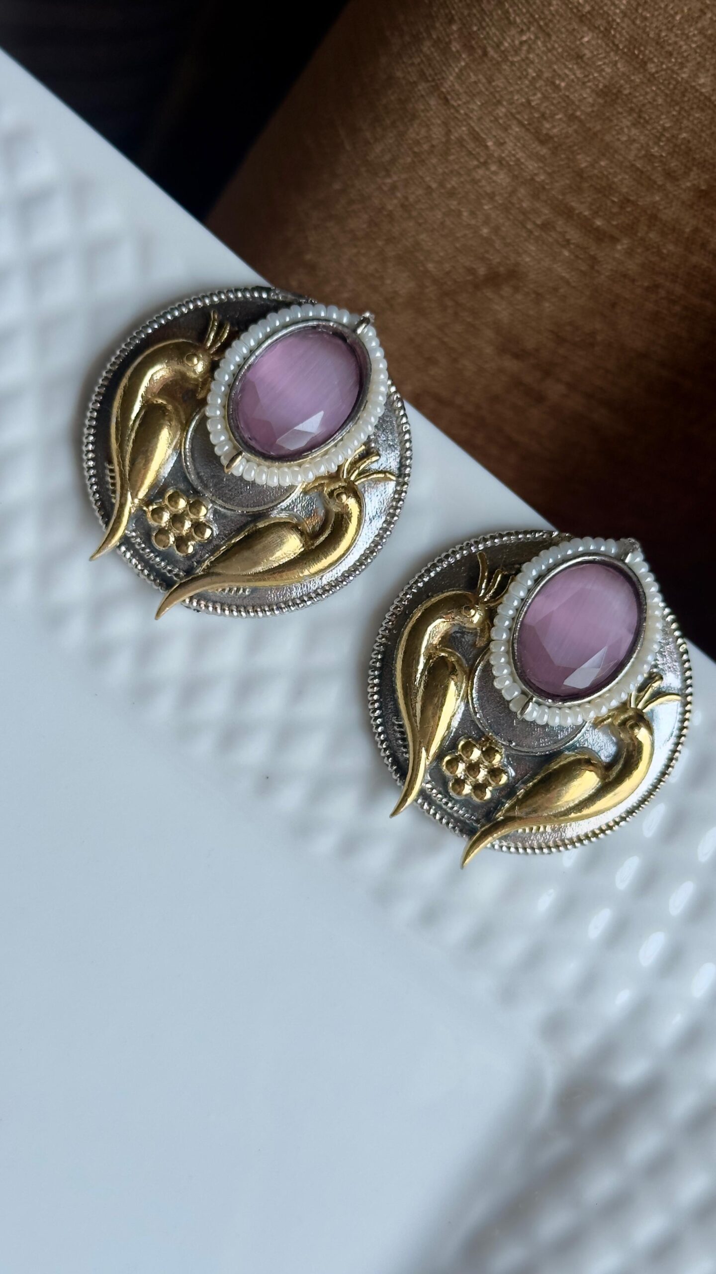 Gulnaar Bird Motif Statement studs