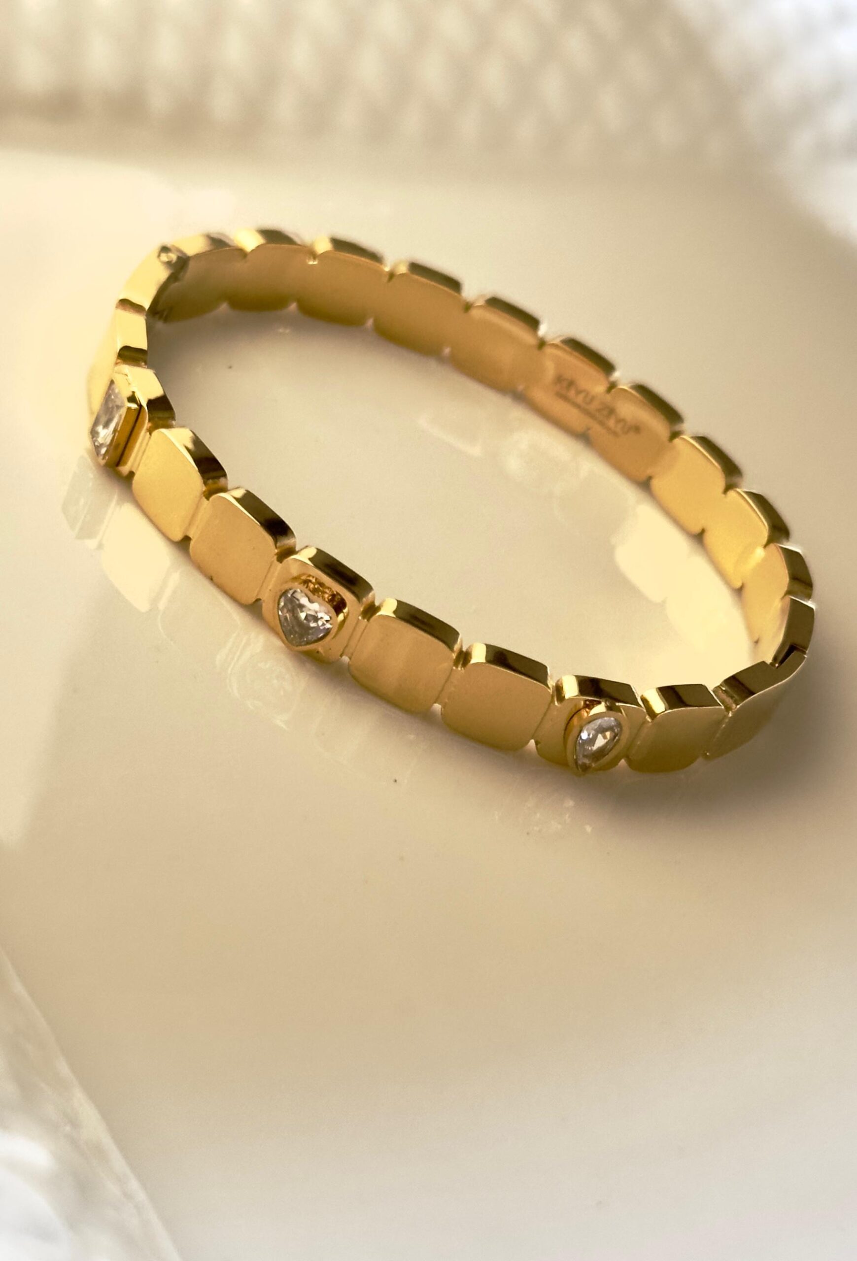 Luxe Heart Crystal Link kada