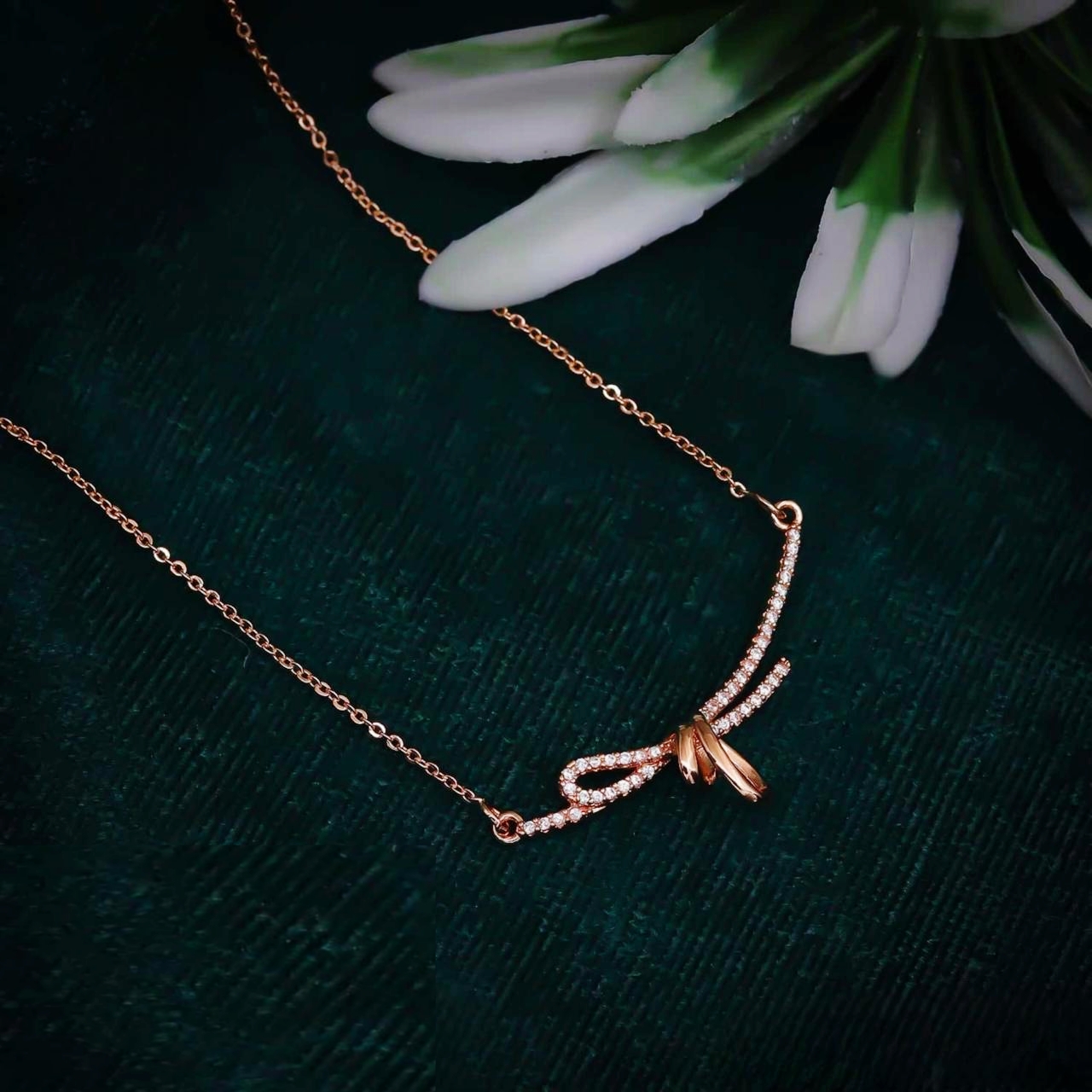 CZ rose gold chain pendant
