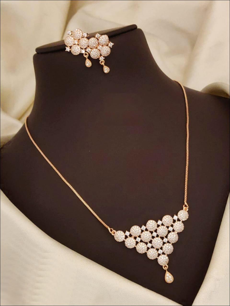 Rose Gold Pendant Set