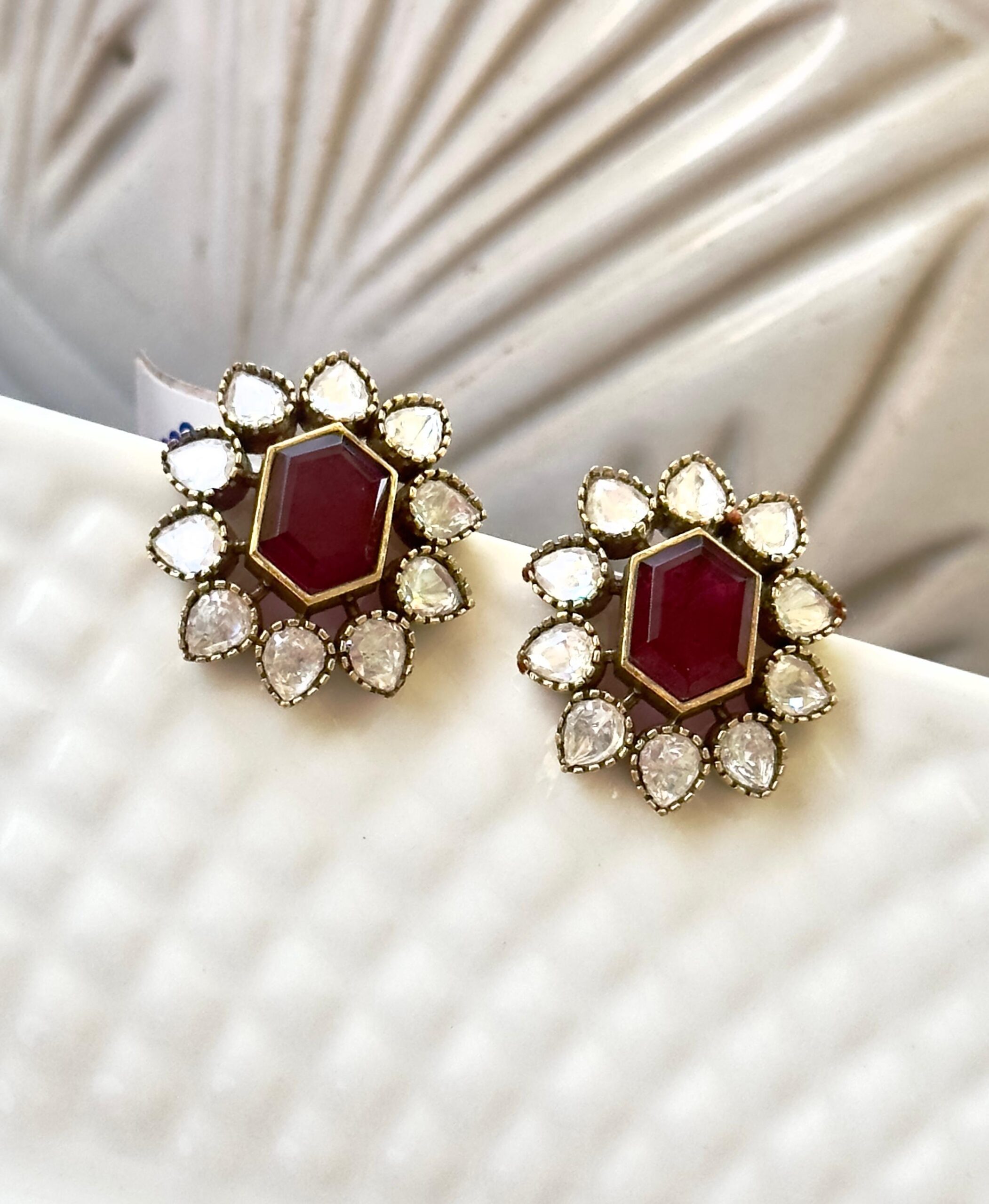 Kundan Statement Studs
