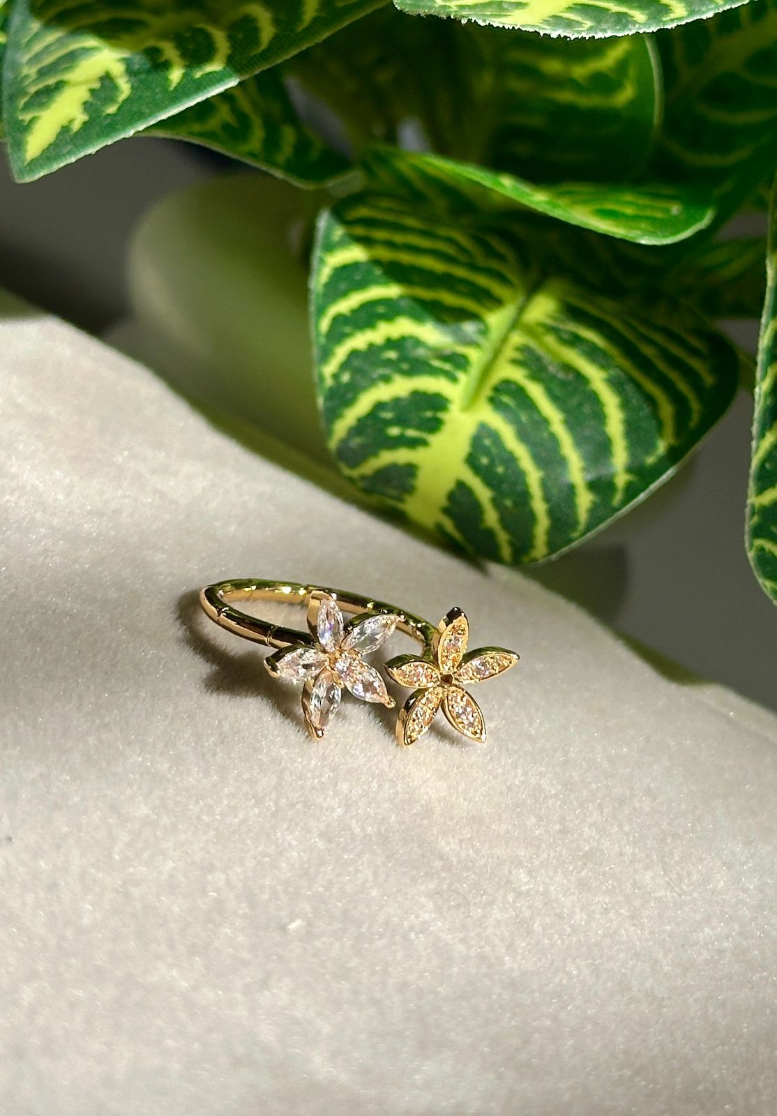 Dual Flower Bypass Ring