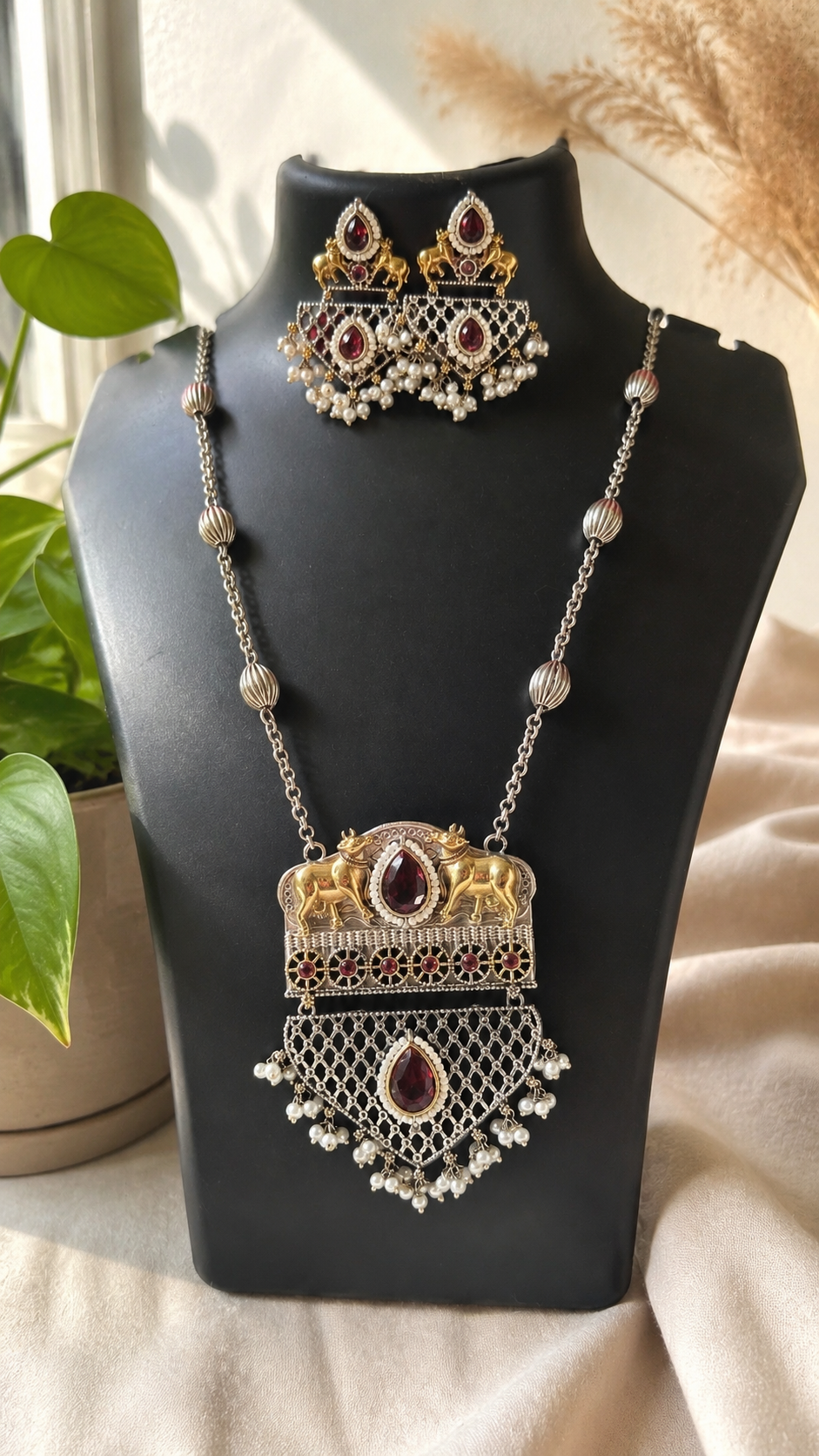 Royal Red Heritage Elephant Pendant Set