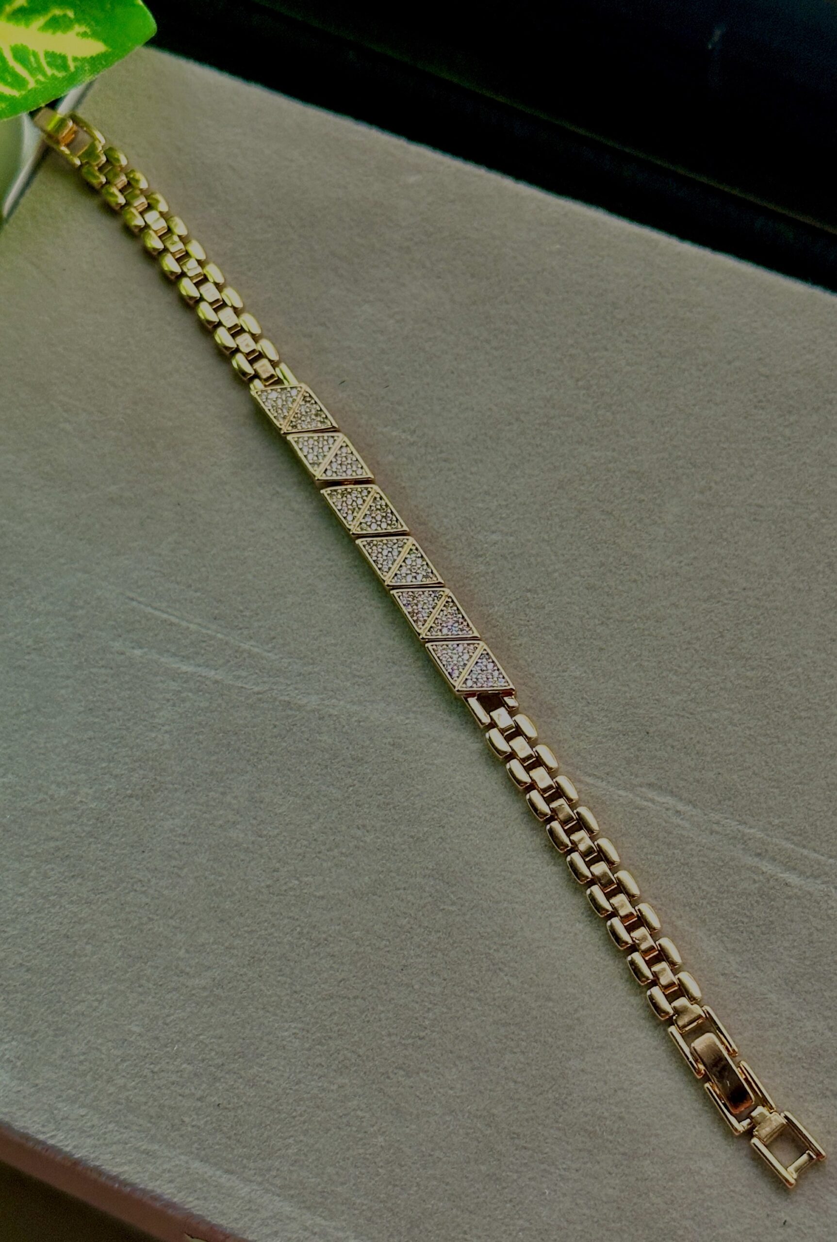 Geometric Spark Unisex Bracelet